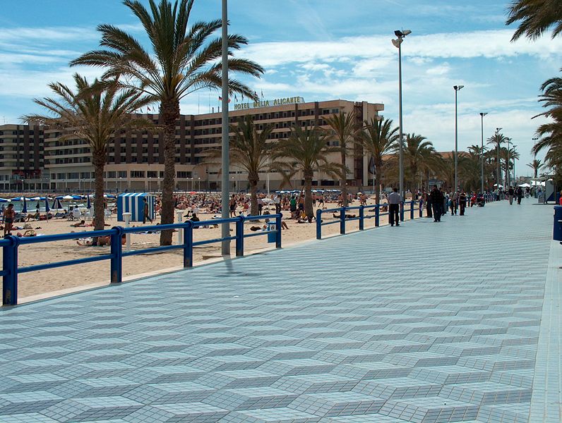 Bestand:Promenade Alicante.jpg