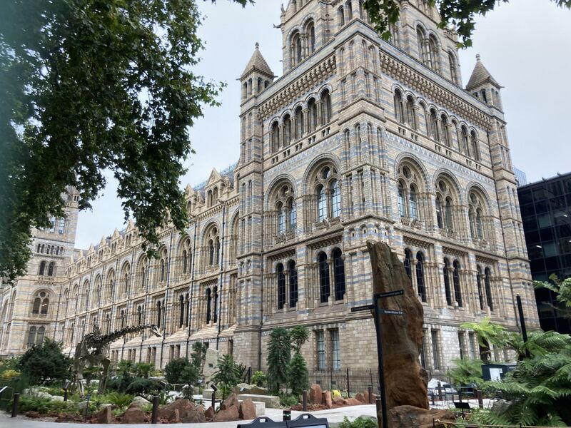 Bestand:Natural history museum foto.jpg