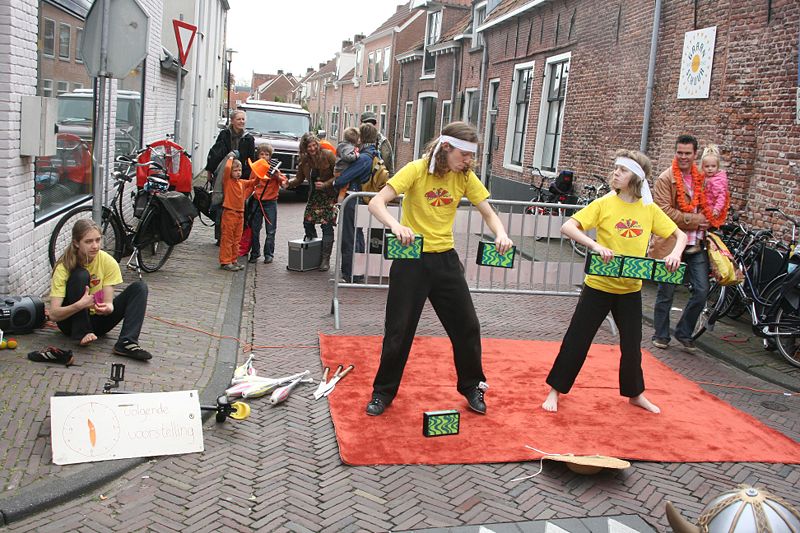 Bestand:Koninginnedag amersfoort 2008 17.jpg