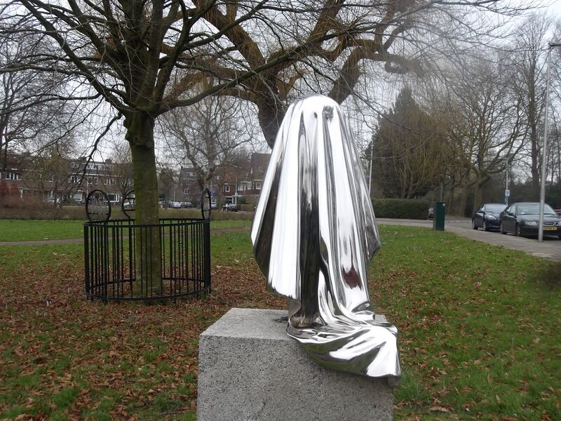Bestand:Spookbeeld tuindorp.jpg